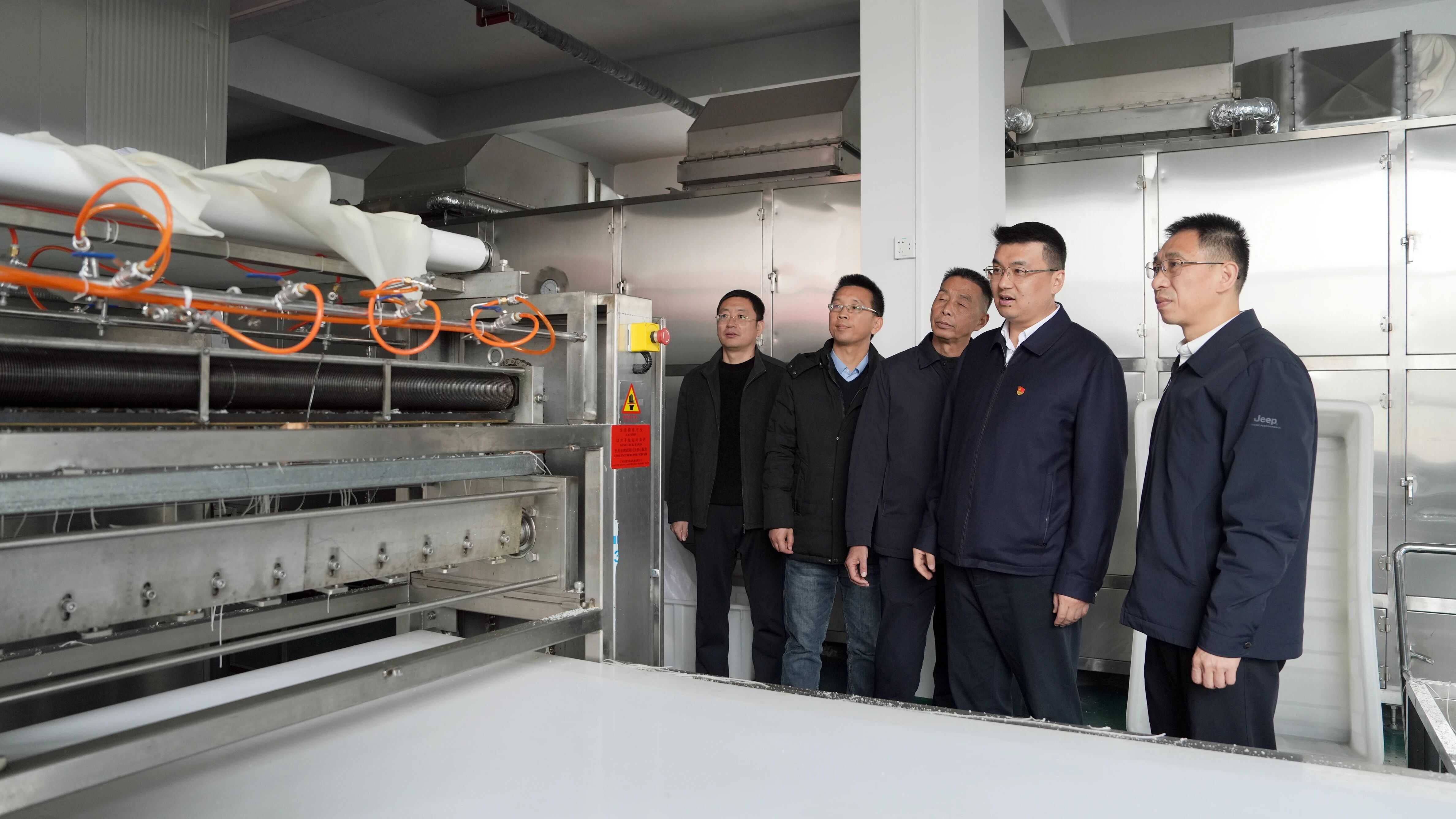 卓曉軍赴平江縣漁潭村調(diào)研指導鄉(xiāng)村振興工作